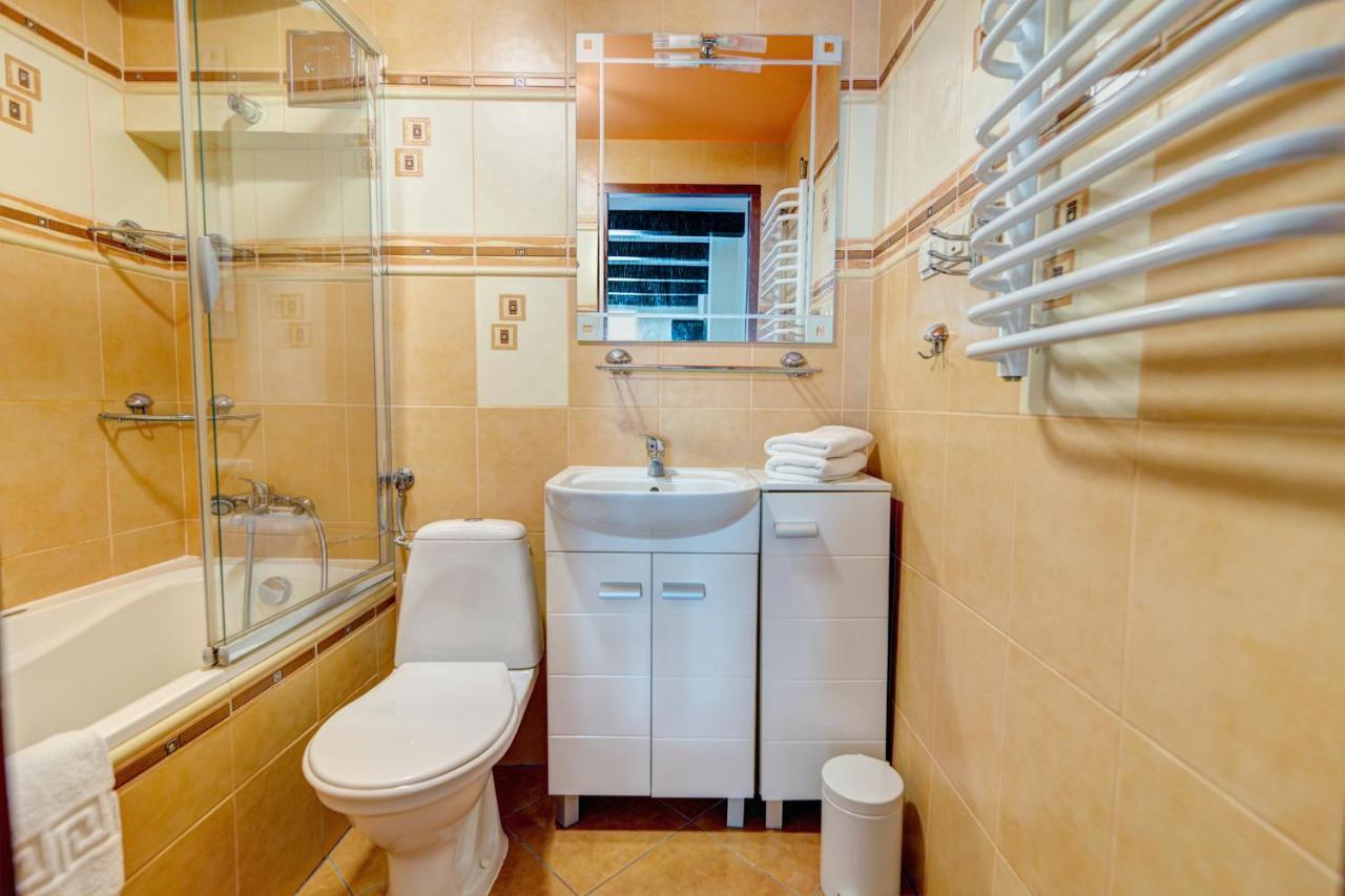 Krynica Apartamenty 100M Duzy Apartament, Salon + 3 Sypialnie Przy Deptaku Экстерьер фото